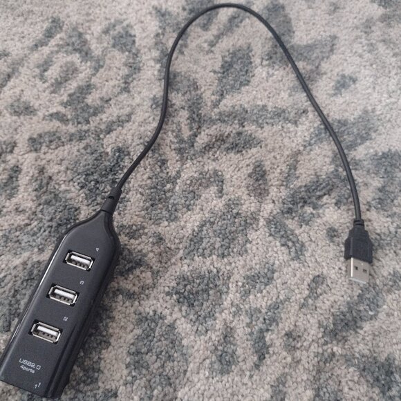 4 port USB 2.0 adapter - Picture 2 of 3